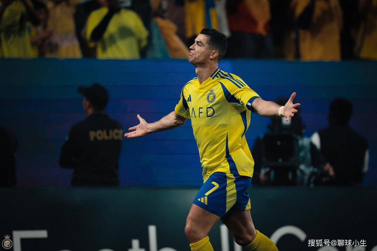 关于C罗连续十二场比赛得分超过败北，西班牙队挑战极限！的信息