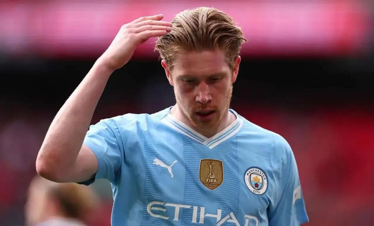 德布劳内连续十五场比赛得分超过逆转，法国队挑战极限！的简单介绍